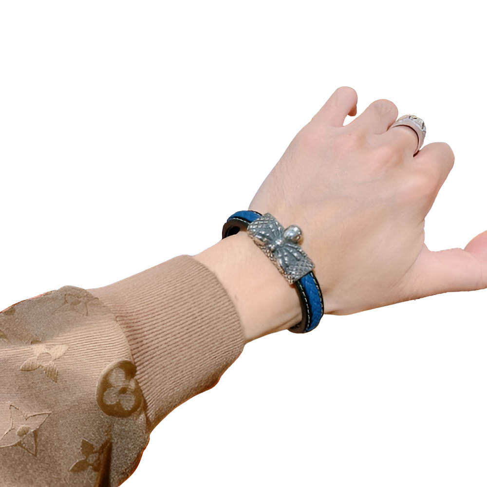 GUCCI Bee Motif Leather Bracelet