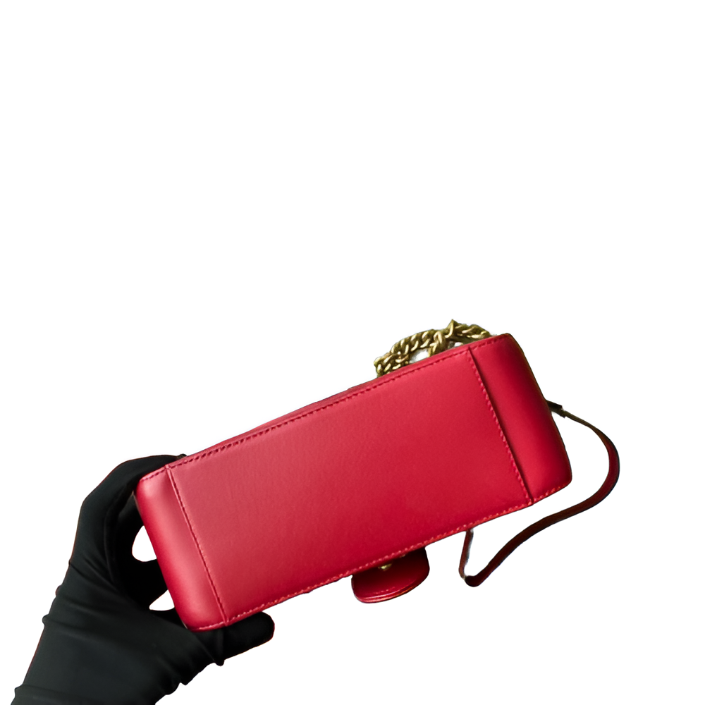 GUCCI GG Marmont Red Quilted Leather Bag