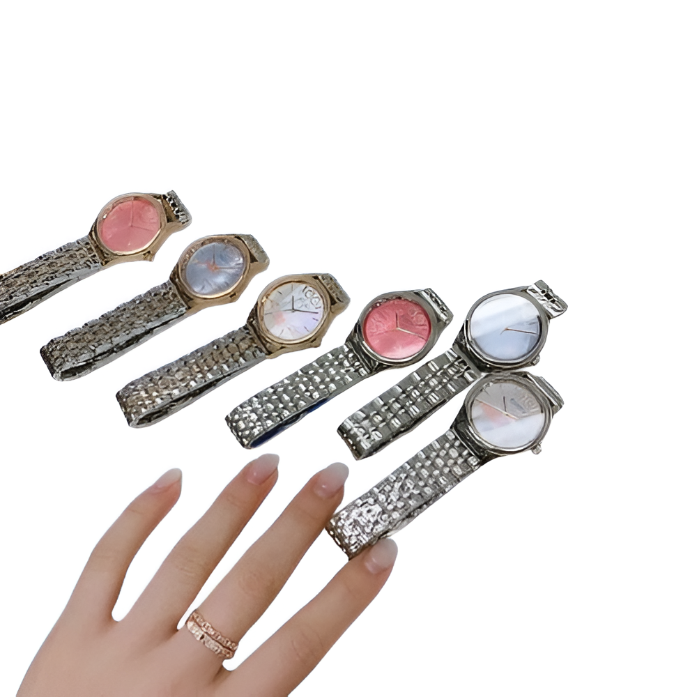 Gucci Women's Silver and Gold Classic Watch