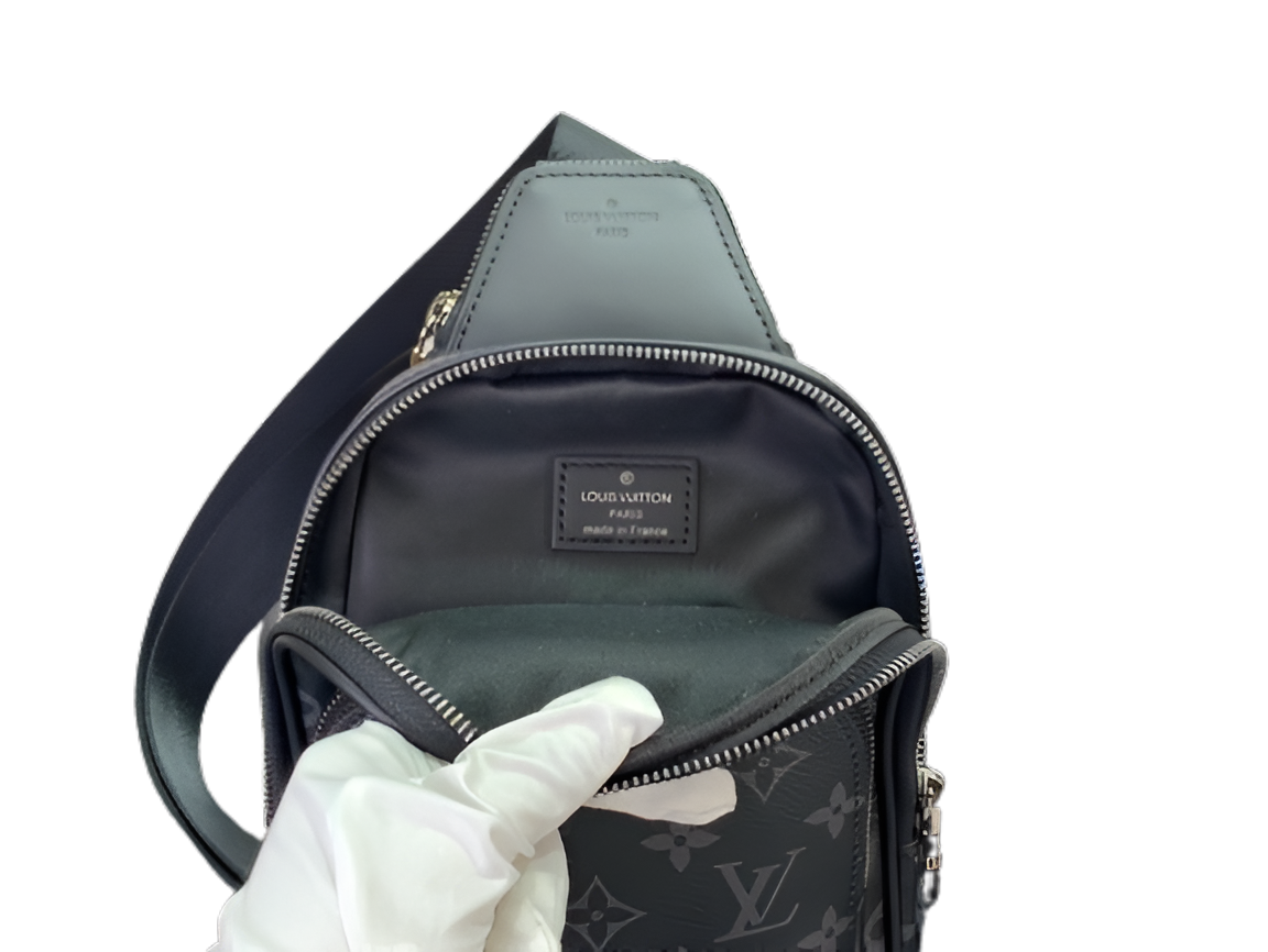 Louis Vuitton Avenue Slingbag PM