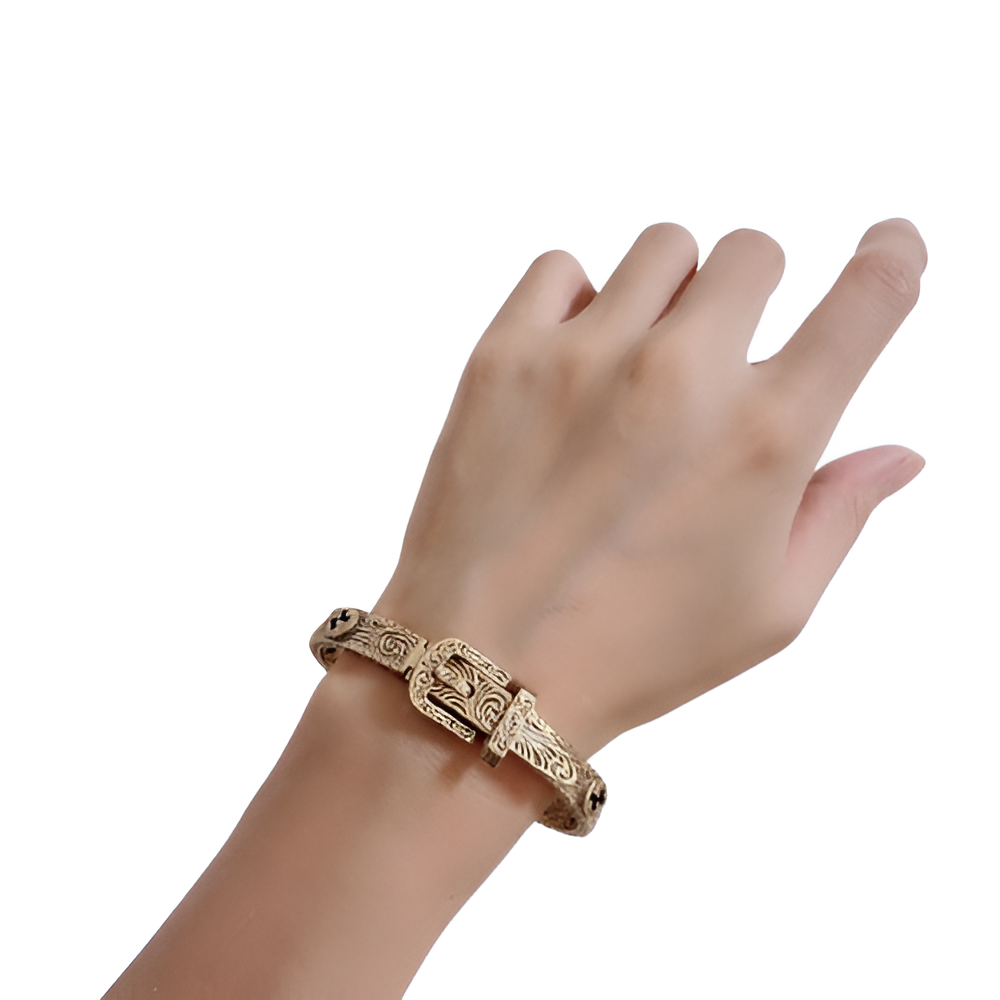 GUCCI Vintage Gold Buckle Bracelet