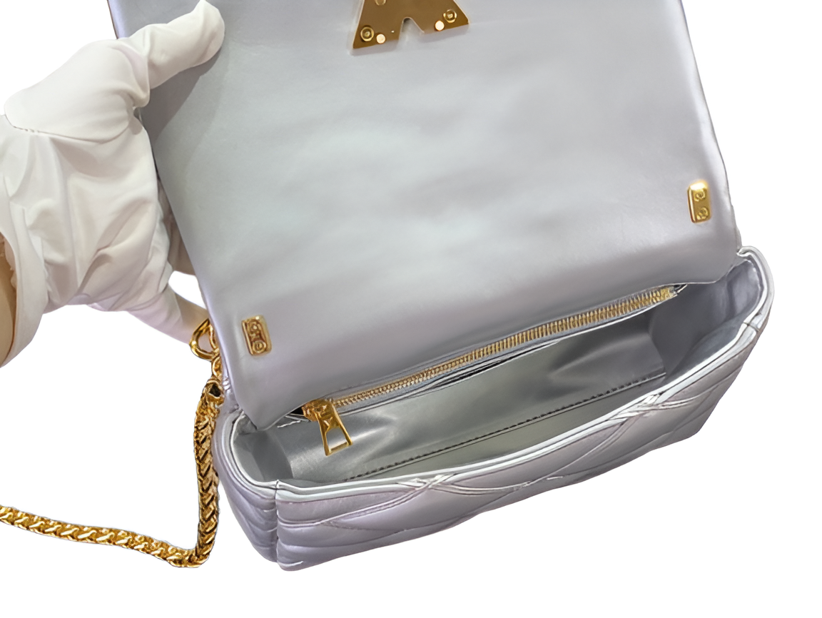 Louis Vuitton Go-14