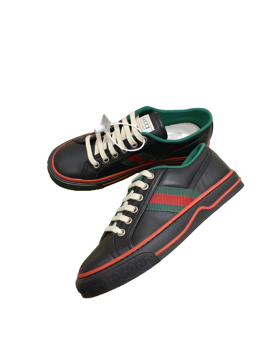 Gucci Men's Black GG Low-Top Sneakers