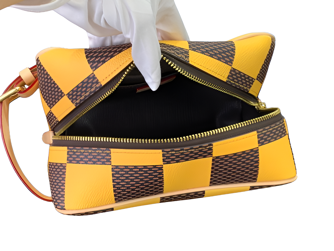 Louis Vuitton Locker Dopp Kit