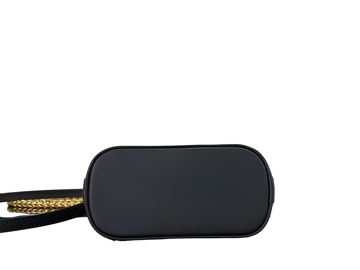 Louis Vuitton-inspired black quilted handbag