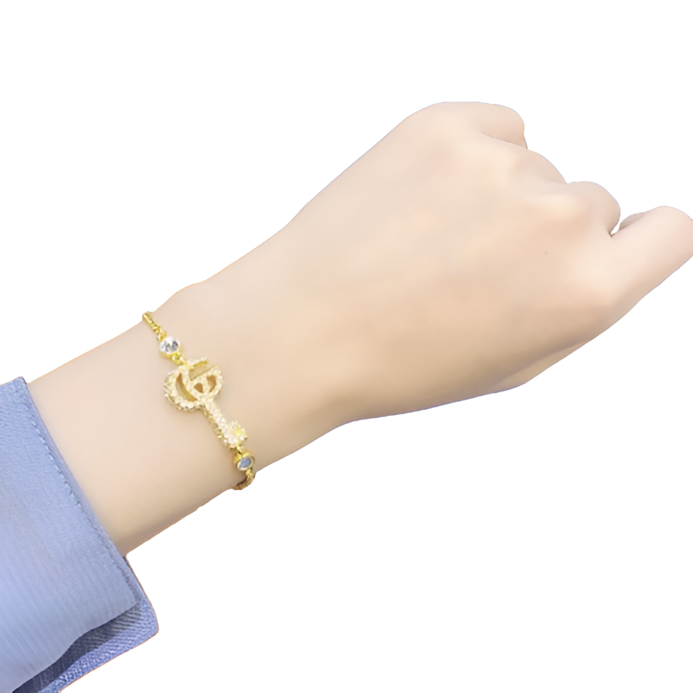 GUCCI Pearl & Gold Charm Bracelet