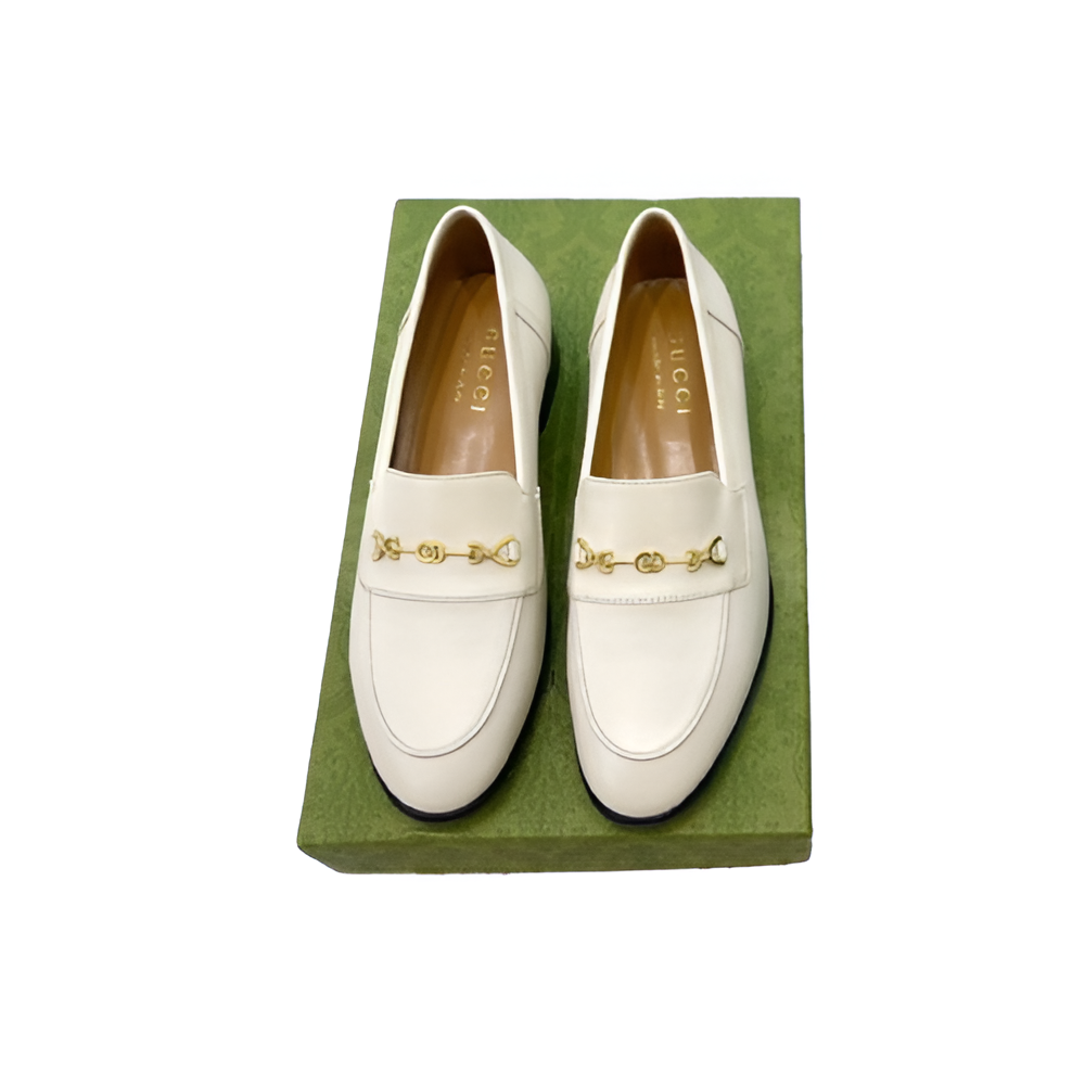 Gucci  Women's White Loafers with Gold Chain Detail
