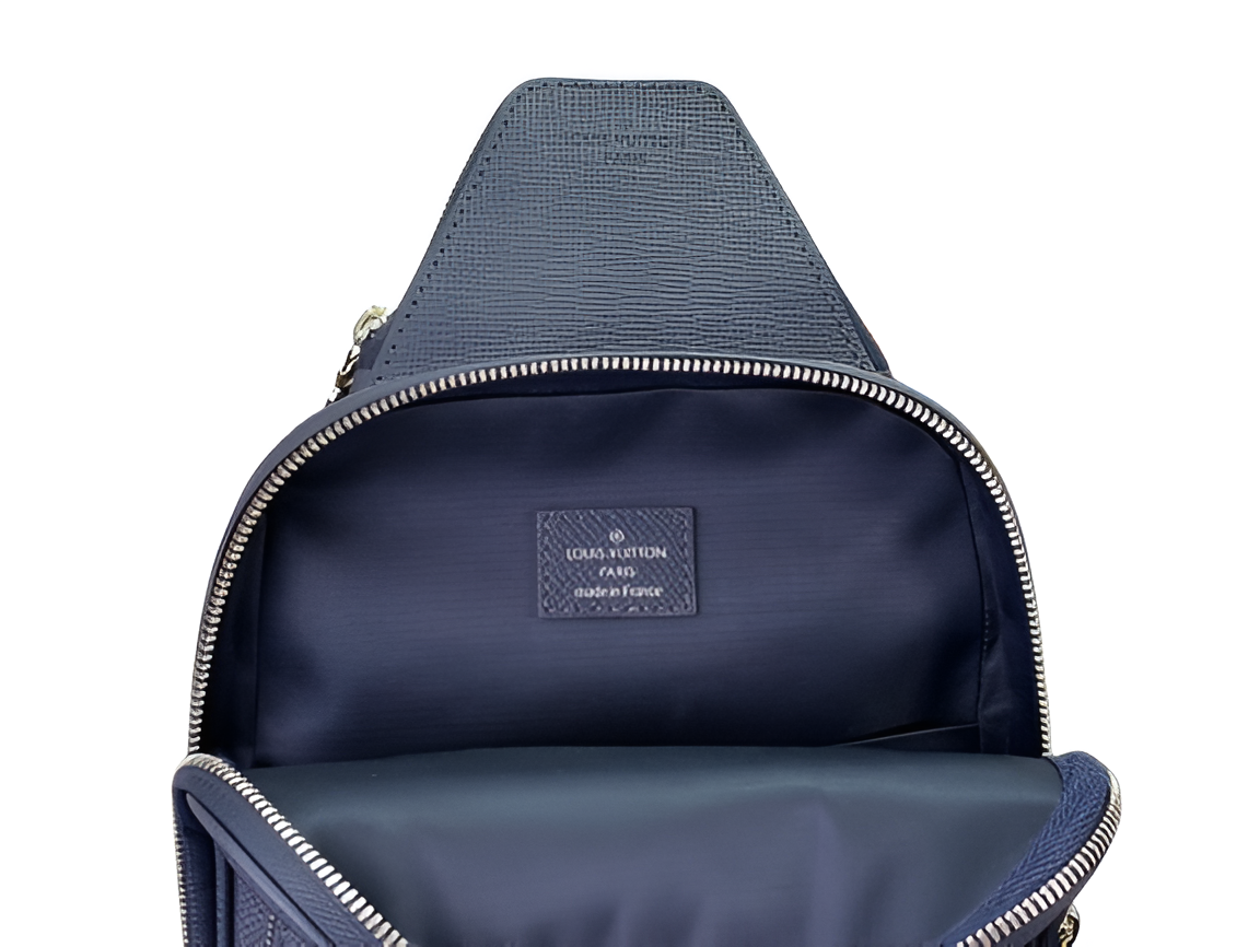 Louis Vuitton Avenue Slingbag NM