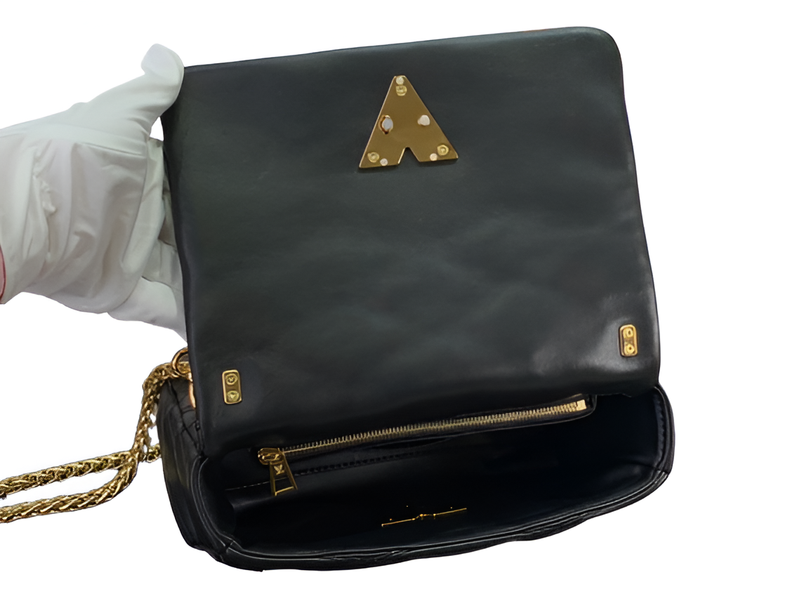 Louis Vuitton Malletage GO-14 MM handbag.