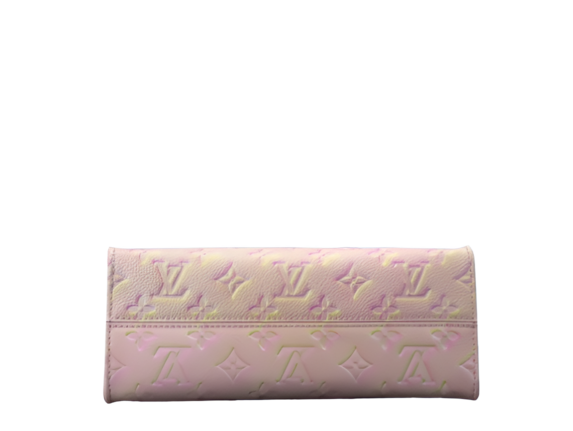 Louis Vuitton OnTheGo PM tote bag in a stunning pastel pink