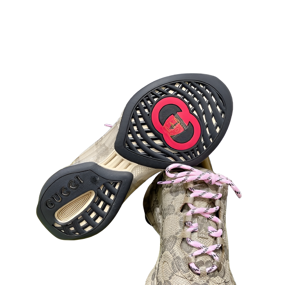 GUCCI Men's Beige Monogram Sneakers with Pink Laces
