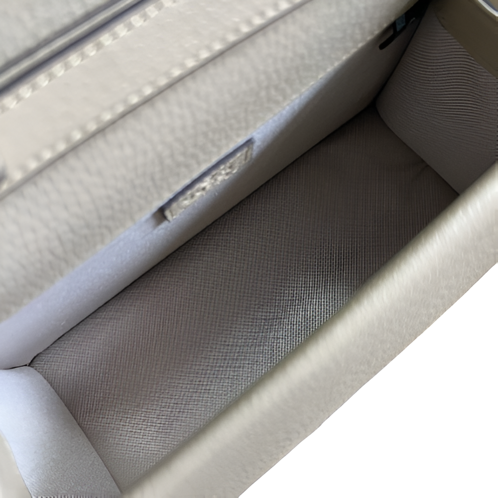 Gucci-inspired handbag in soft beige