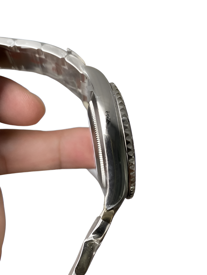 Rolex Yacht-Master Black Dial Rubber Strap Watch