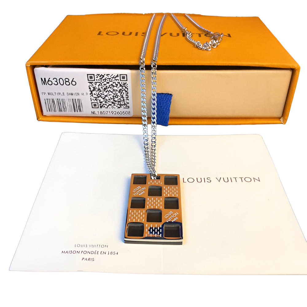 Louis Vuitton Geometric Pendant Necklace Set for Men
