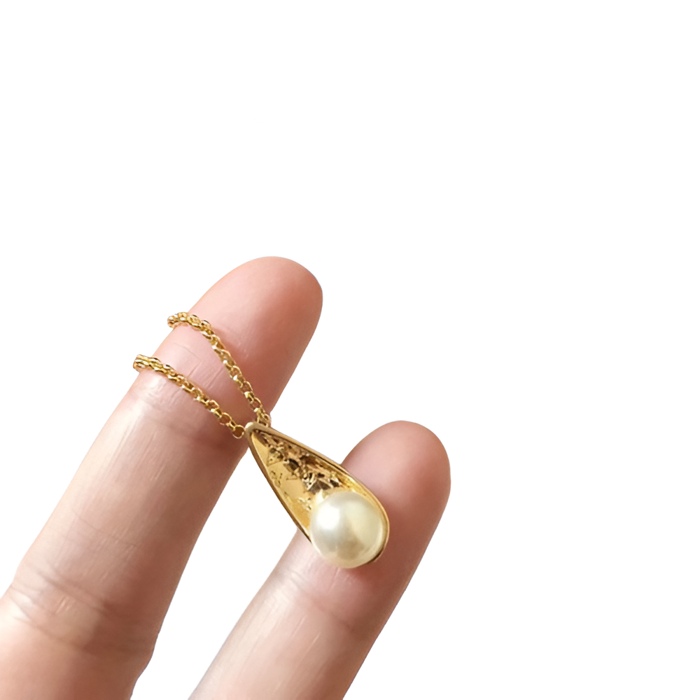 Louis Vuitton Pearl Teardrop Necklace for Women