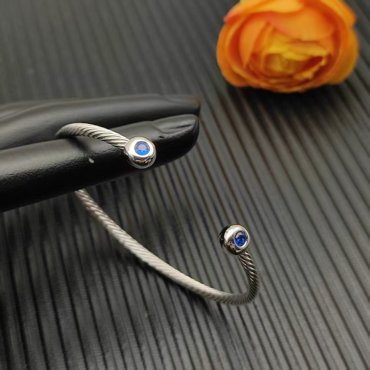 David Yurman luxury Women Bangle