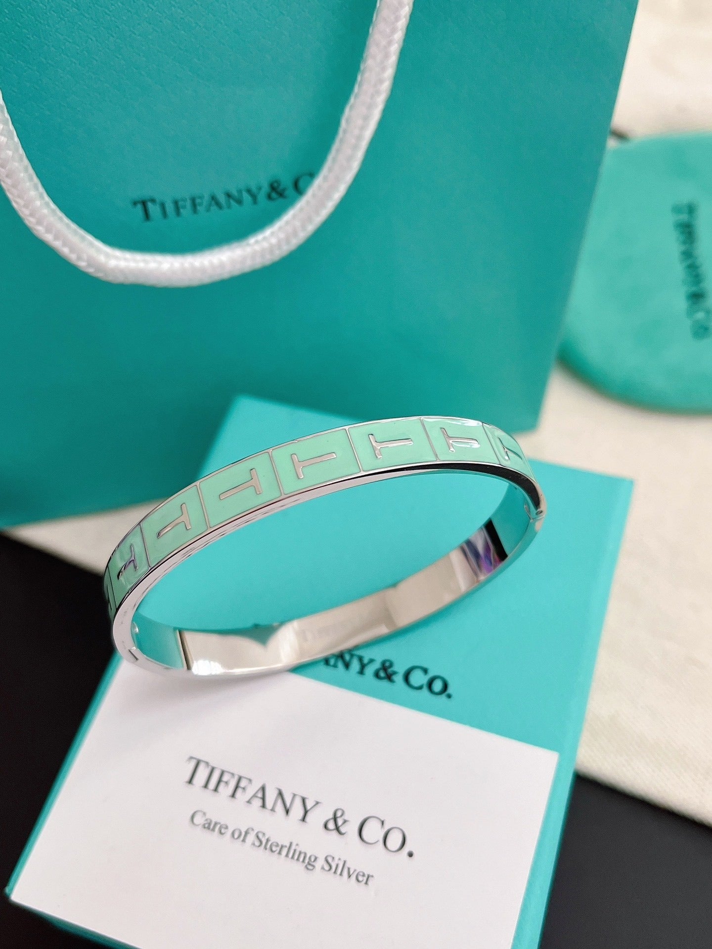 Tifffany Women Luxury Bangle