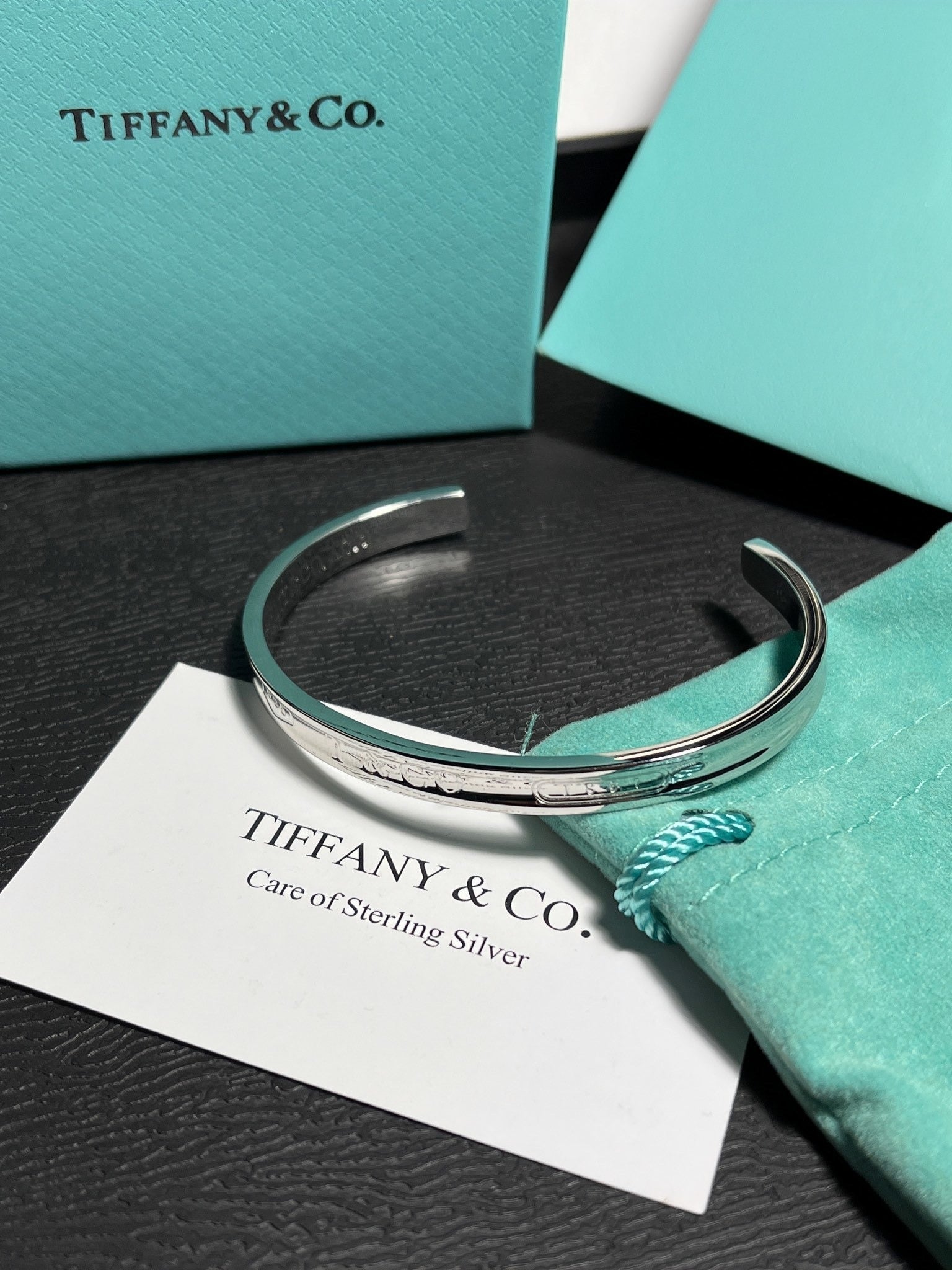 Tiffany Women Luxury Bangle
