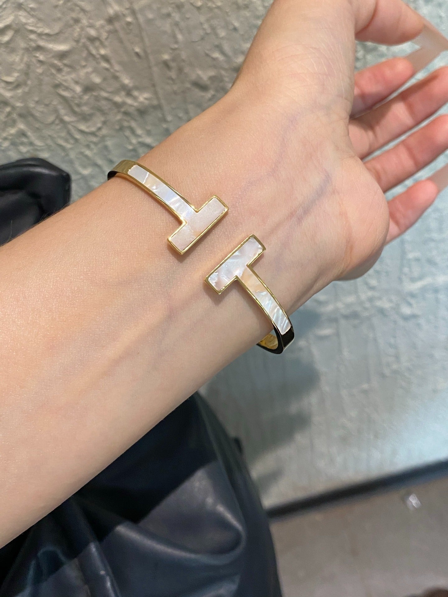 Tiffany Women Luxury Bangle