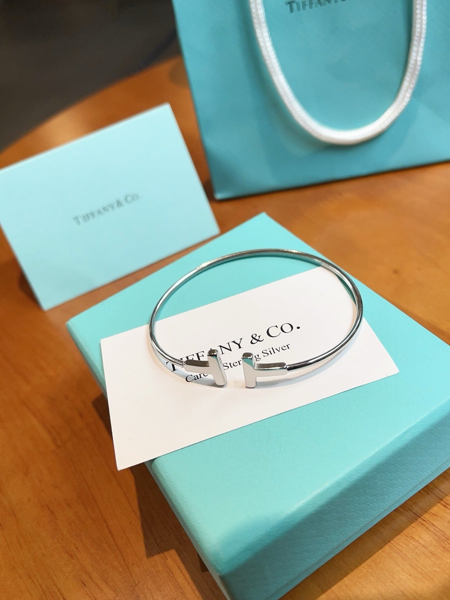 Tiffany Women Luxury Bangle